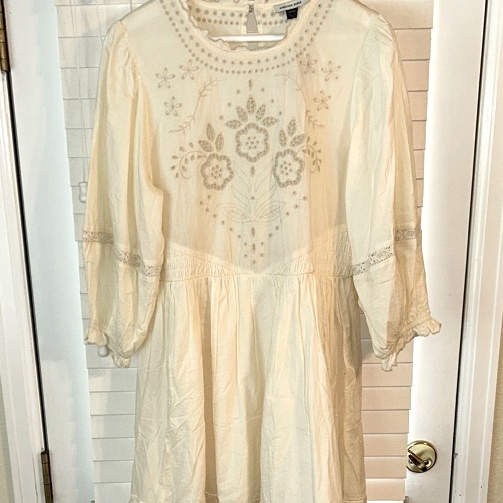 NWT- American Eagle Embroidered Puff Sleeve Cream Mini Dress - Picture 3 of 10